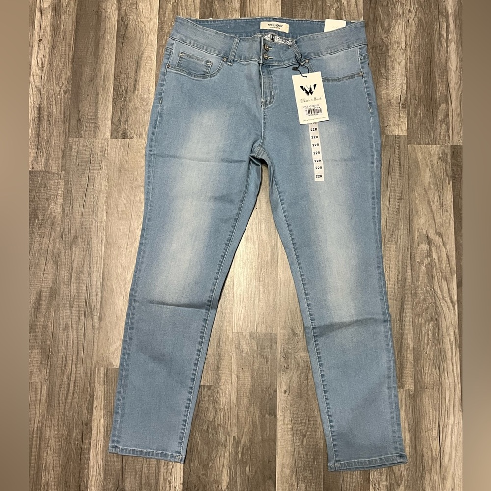 White Mark Premium Denim Jeans Light Blue Size 22  Brand New With Tags